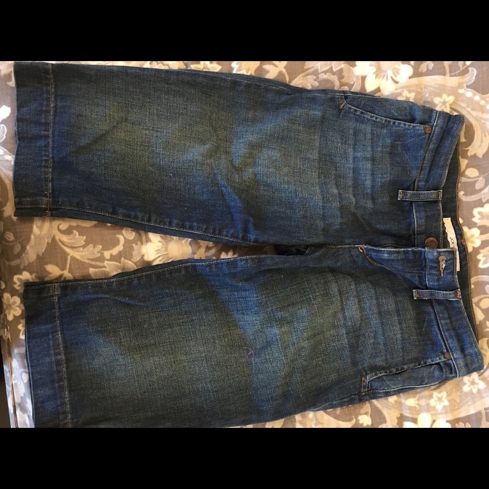 Excellent condition cropped jeans